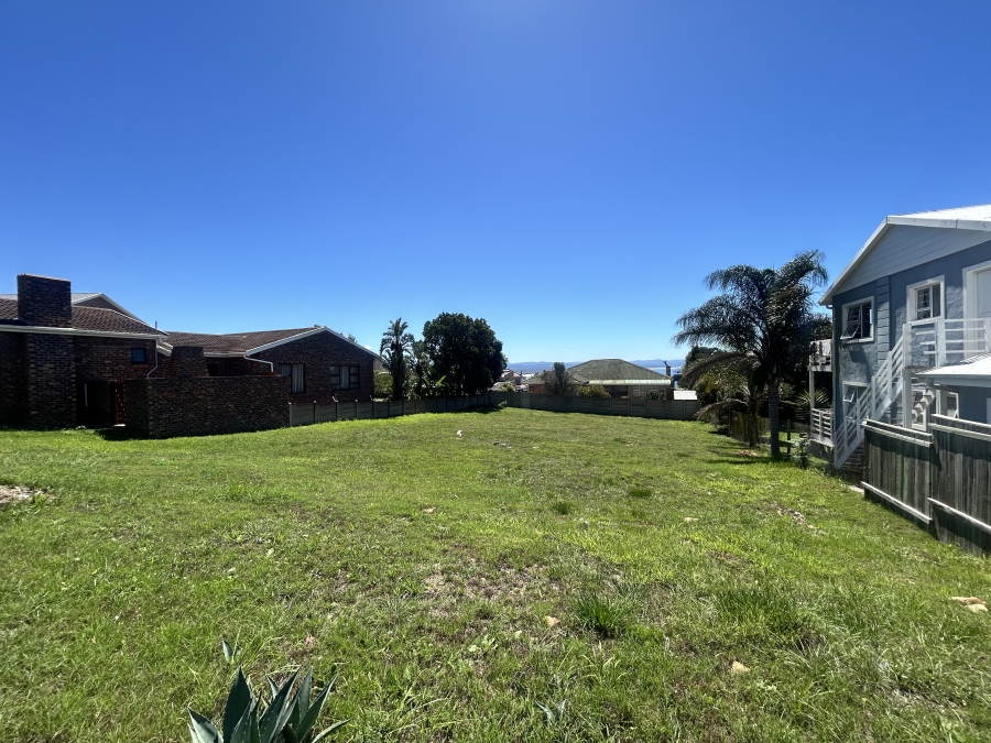 0 Bedroom Property for Sale in Wavecrest Eastern Cape